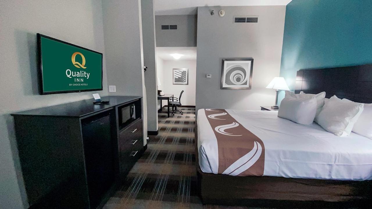 Quality Inn Roseville-Detroit North Eksteriør bilde