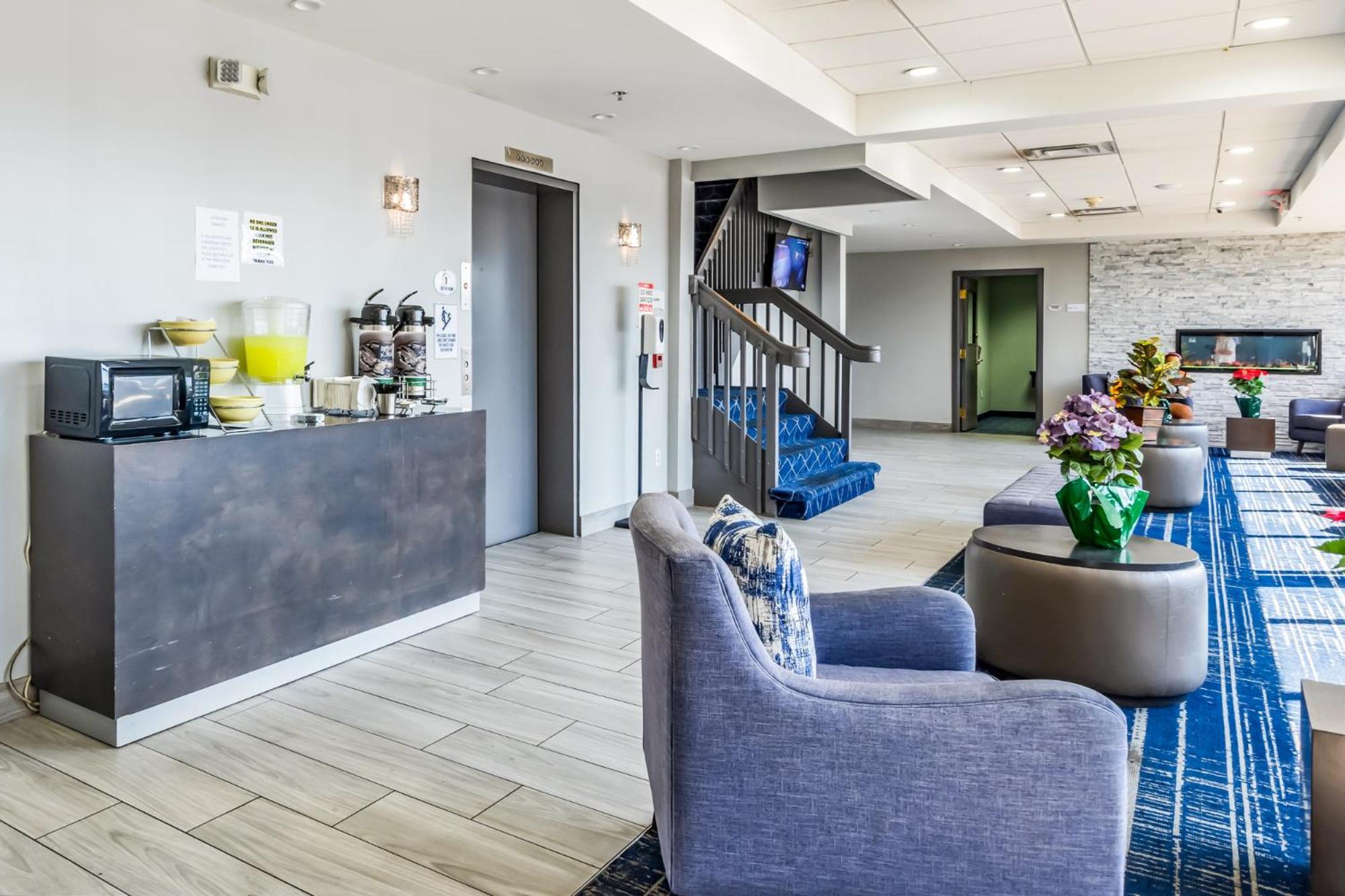 Quality Inn Roseville-Detroit North Eksteriør bilde